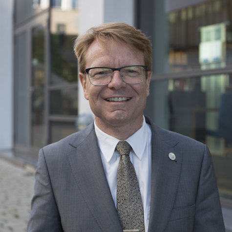 Rektor Mats Viberg